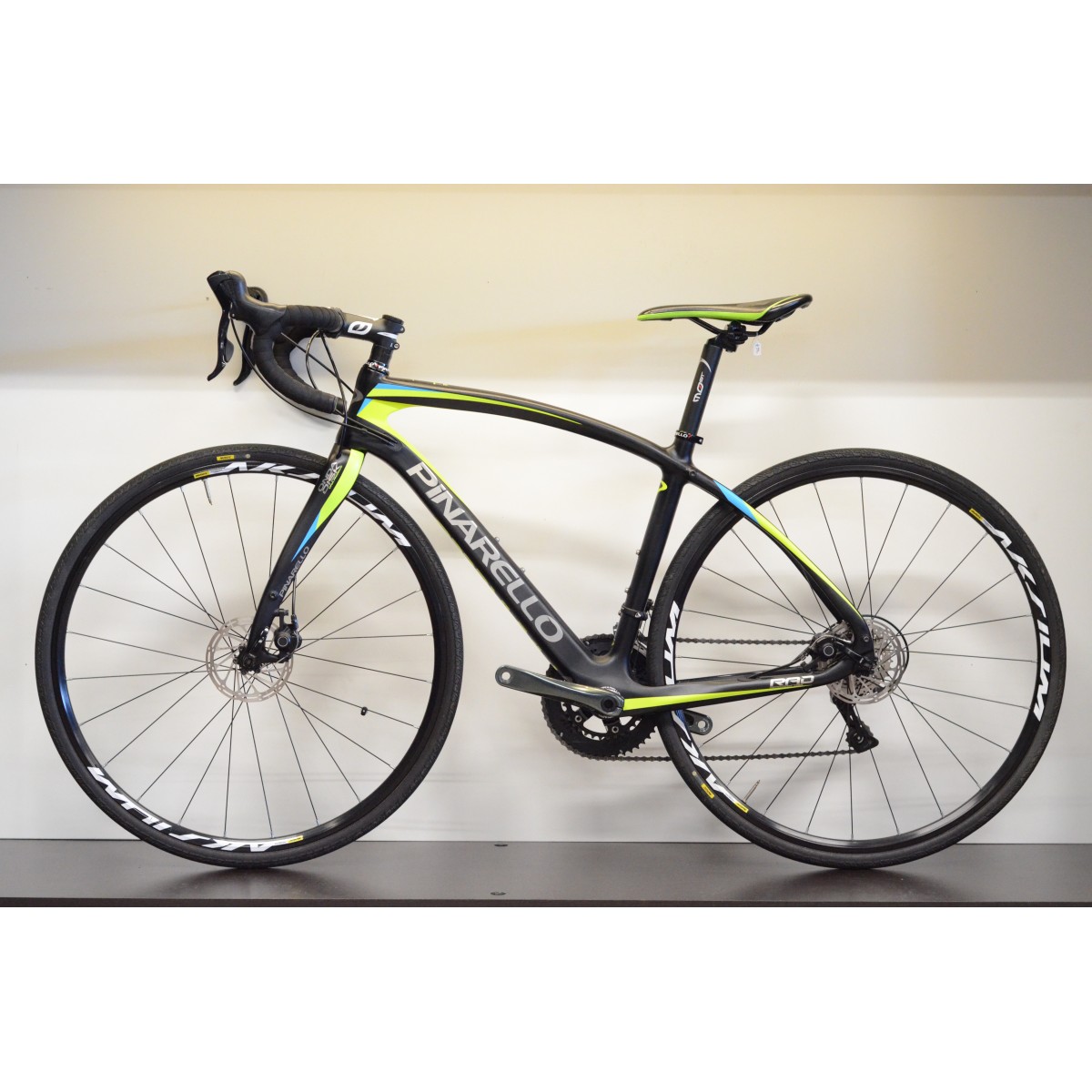 Pinarello mercurio carbon disk hot sale 2019